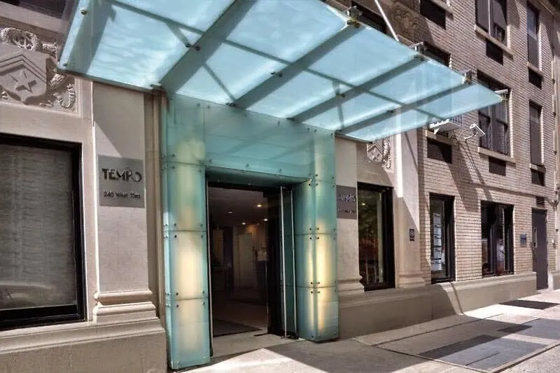 73-812 New Studio Uws Doorman Gym New York Stati Uniti